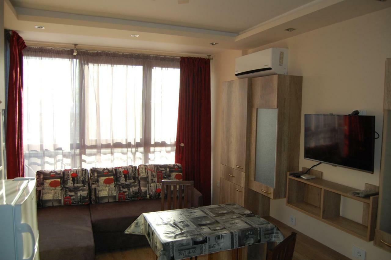 7Nla Apartment Varna Exterior foto