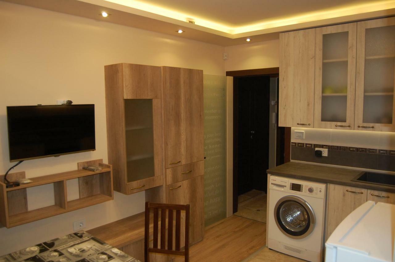 7Nla Apartment Varna Exterior foto